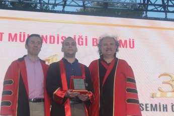 GTÜ’de her yer tören alanı
