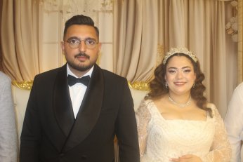 Erzurumlu Akçaylara  Osmaniyeli gelin edası ile geldi 