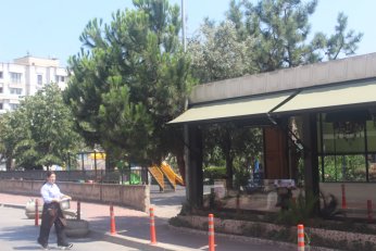 Karaköy Fırının kaçağı  ha yıkıldı ha yıkılacak 