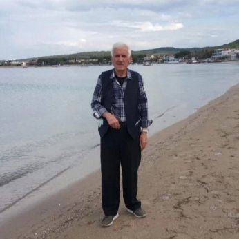 Emekli öğretmen Fazlı Özen hayatını kaybetti