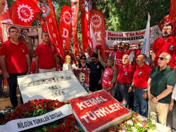 Sosyalizm lehine ilerleyen zamanı hızlandırmalı 