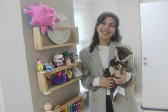 Kabahat su tabancasında  değil: Bırakın, çiçek sulasın