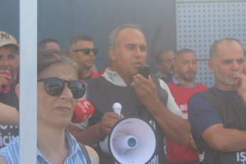 Birinden Ömer’in adaletini diğerinden adaleti bekliyorlar
