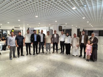 Üniversite adaylarını bir  bilenlerle buluşturdular