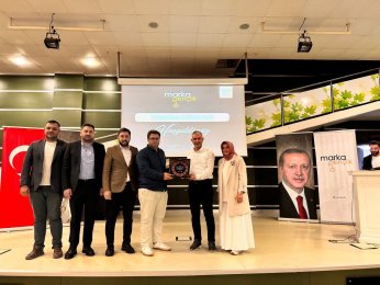 Üniversite adaylarını bir  bilenlerle buluşturdular