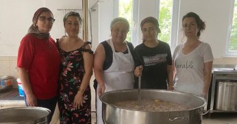 Siyasi kubbede hoş bir seda ile görevden istifa
