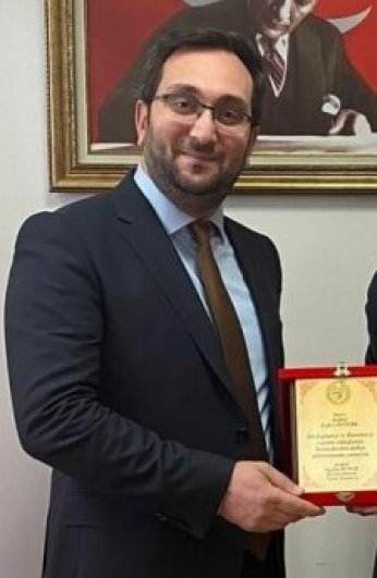 Öztürk ve Keskin  Solak’ın listesinde