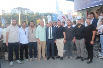  Çiler muhalifleri  Aslantaş’ın açılışında