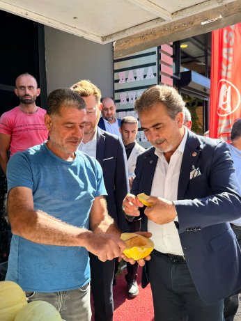 Nakit alışverişi unutan esnaf  ve köylü erken seçim talebinde bulundu 