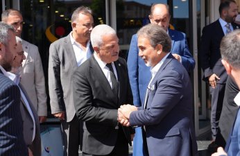 Nakit alışverişi unutan esnaf  ve köylü erken seçim talebinde bulundu 