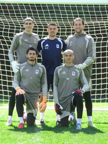 Gebzespor'da kaleci  departmanlığı kurmak istiyorum 