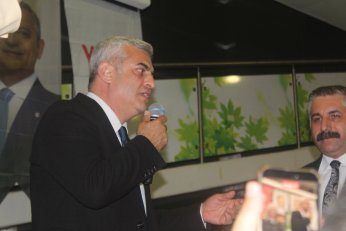 Yeni Parti Gebze’de üye yeni başkan tercih etti