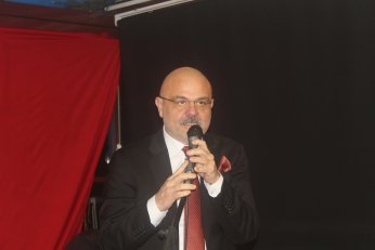 Başkanlığı aldık. Tüm komitelere birlikte girelim