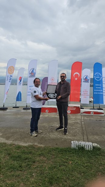 Yelkencilerden bir birincilik,  üç ikincilik, iki üçüncülük 