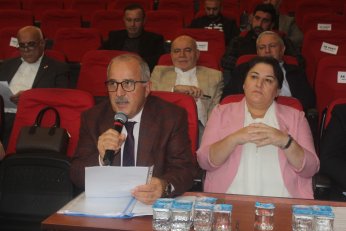 Kuran’a el basarım ki o  meclis üyesini biliyorsunuz