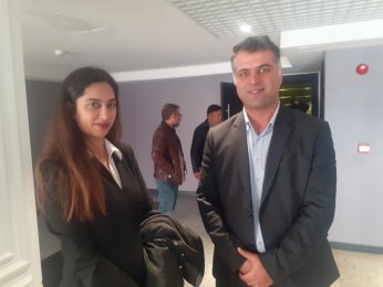Küsen bana küssün. Partiye küsmesin