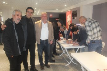 Küsen bana küssün. Partiye küsmesin