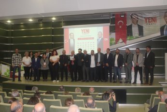 Küsen bana küssün. Partiye küsmesin