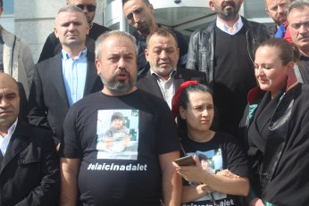Kızım hakkına koşturdu. Biz de kızımın hakkının…