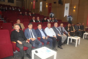 AKP’li kadınlardan belediye  imkanı ile propaganda 