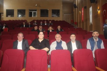 Çocuklar parkları hor  kullanıyor. Siyasiler uyarsın