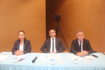 Çocuklar parkları hor  kullanıyor. Siyasiler uyarsın