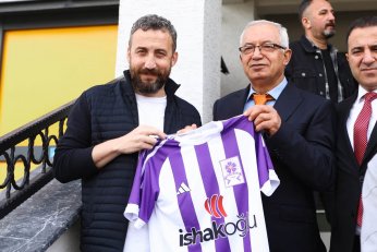 Yaram derin. Sevgin serin. Keser döndü. Hesap kesin