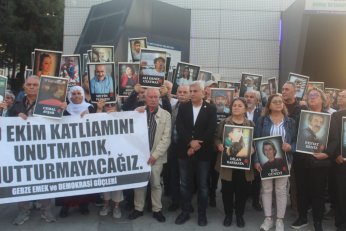 Demokrasi için meydandaydılar. Demokrasi için meydanlardayız
