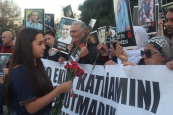 Demokrasi için meydandaydılar. Demokrasi için meydanlardayız