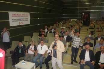 Değiştirmek için güçlerimizi birleştirmeye mecburuz