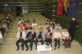 Değiştirmek için güçlerimizi birleştirmeye mecburuz