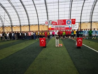 Son şampiyon gol oldu yağdı. Finalistle üçüncü tekledi