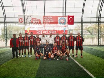 Son şampiyon gol oldu yağdı. Finalistle üçüncü tekledi