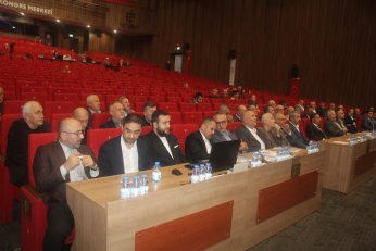 Yağmur 271 ev ve işyerini vurdu