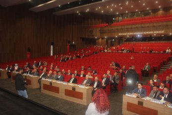 Yağmur 271 ev ve işyerini vurdu
