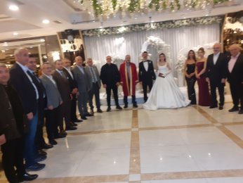 Banu ile Bülent dünya evinde 