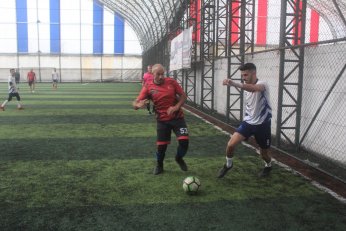 Mes Makine son bileti Arpek’in ikramıyla kaptı