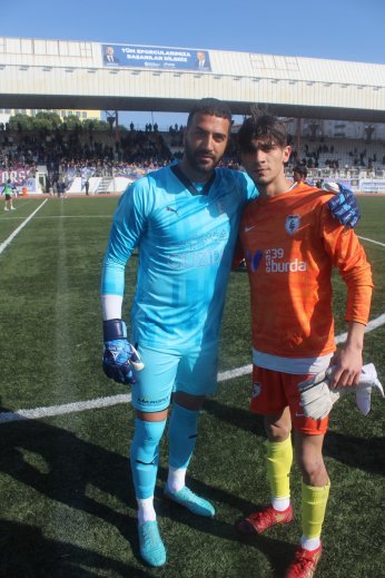 Başın öne eğilmesin