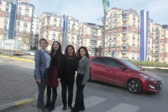 Güzeltepe İlkokulu önüne üst geçit istediler