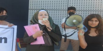 Tacizden şikâyetçiydi Hakaretten hüküm yedi