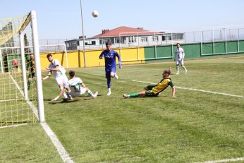 Mart Darıca’ya kazma kürek attırdı!