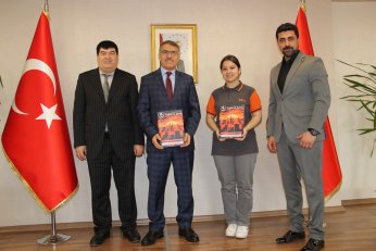 Murat Dağ şimdi Türkçenin doktoru 