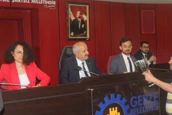 Gebze’de seçim Türkiye’ye örnek olgunlukta geçti