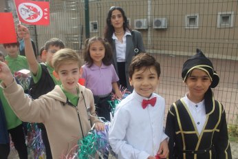 Sokaktan salona 23 Nisan coşkusu 