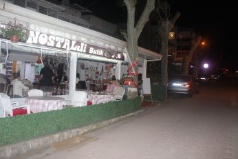 Nostalji Butik Kafe’de her şey özgün 