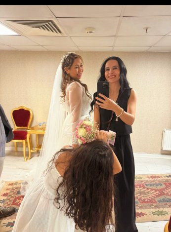 “Evlenelim l…n biz!”