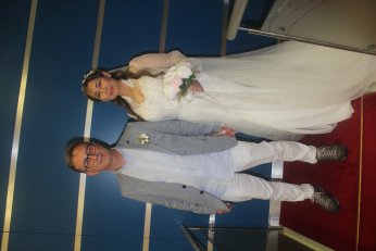 “Evlenelim l…n biz!”