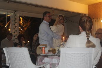 “Evlenelim l…n biz!”