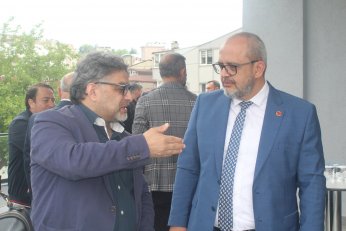 Meclis önü: Saygılar bizden  Mecliste: Saygı duyamıyorum