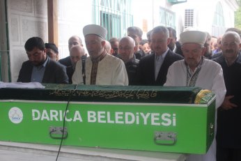 Annesini Anneler Günü’nde toprağa verecek 